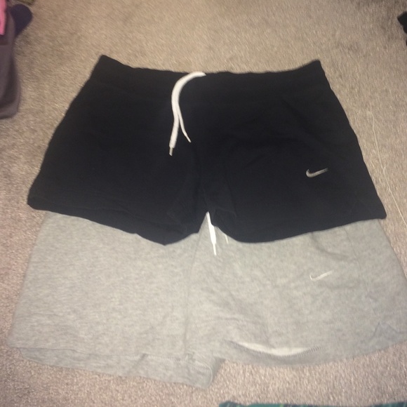 Bundle of Nike cotton shirts.