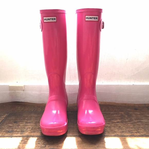 Size 7 Hunter Rain Boots in Gloss Pink