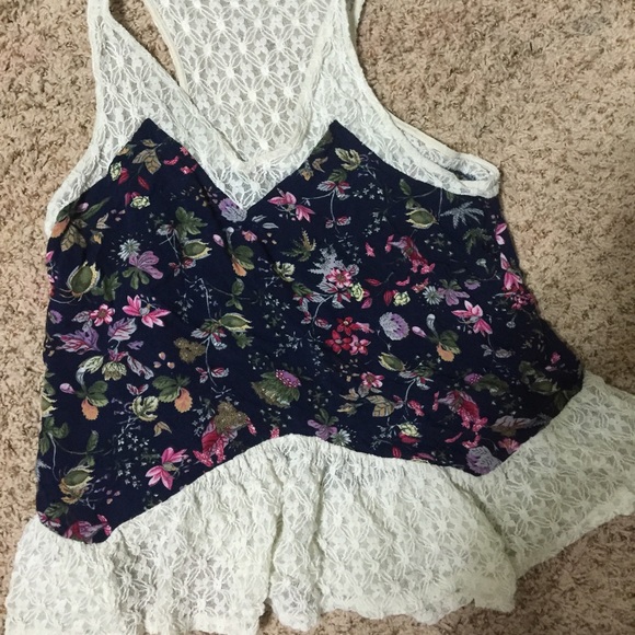 Lace flowered tank