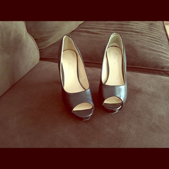 Nine & Co Open Toe Pump