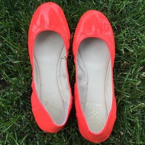 Vince Camuto flats
