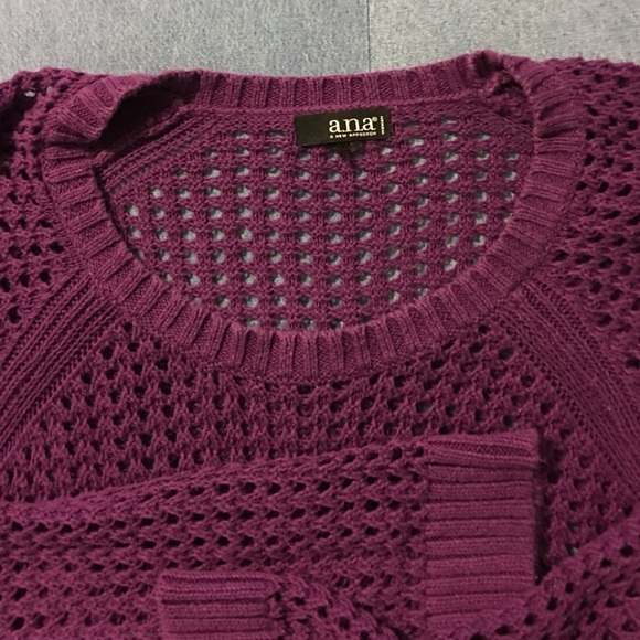 a.n.a. Sweater bundle - Picture 3 of 4