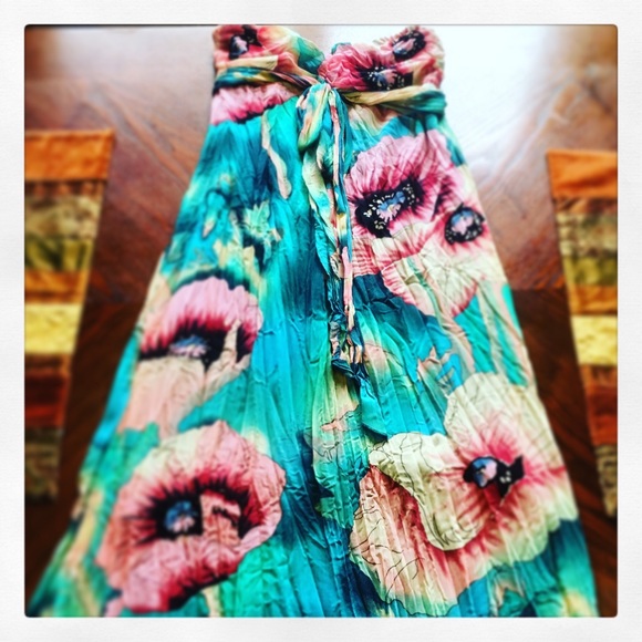 ✳️ Strapless Maxi - Picture 2 of 4