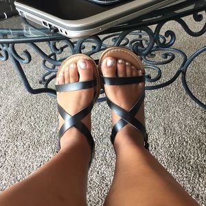 Old Navy Strappy Sandals NEED GONE ASAP