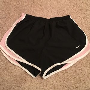 Nike DRI FIT shorts in black and light pink!
