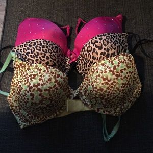 Three 34c Victoria secret push-up bras