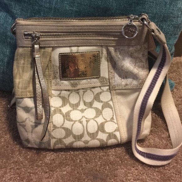 Coach Poppy Satchel (Authentic)