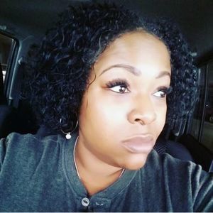 Meet your Posher, Erika