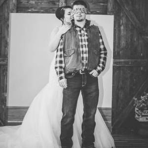 Meet your Posher, Logan