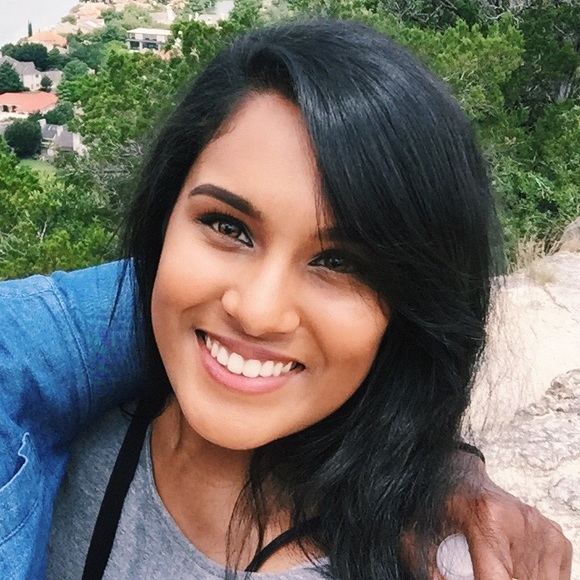 Meet your Posher, Jes