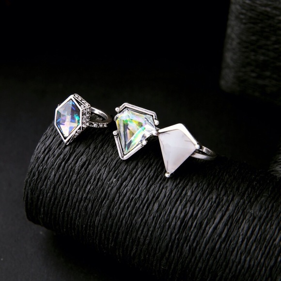 Jewelry - • SALE • 3 Pieces Geometric Rings •