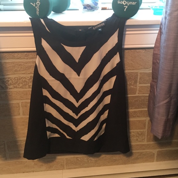 Express crop top