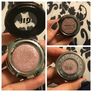 Urban decay single eye shadow