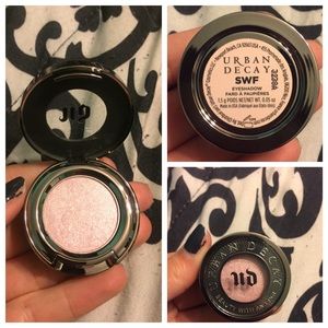 Urban decay single eye shadow
