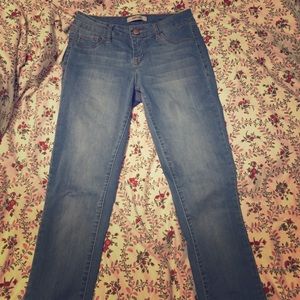 REFUGE Super Stretchy Skinny Jeans