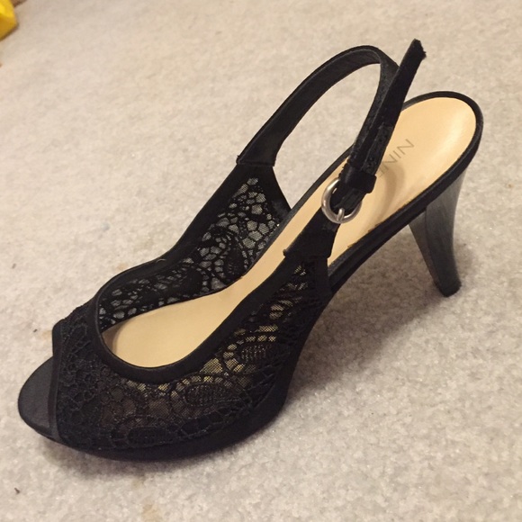 SALE!! Nine West Black Heels
