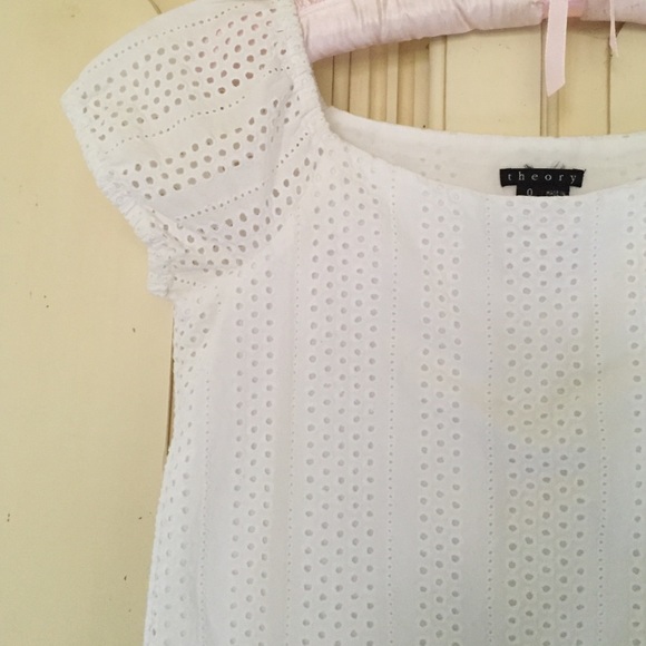 ❌SOLD❌🎉HOST PICK🎉 Beautiful THEORY White Dress - Picture 3 of 4