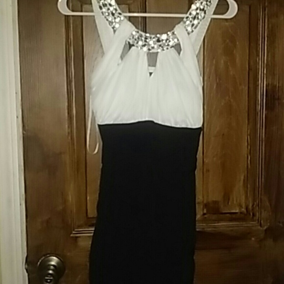Homecoming dress - Picture 1 of 1
