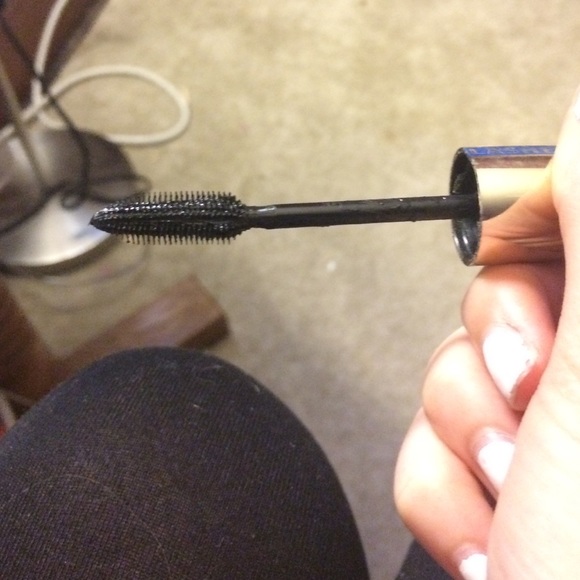 Lóreal voluminous million lashes - Picture 3 of 3