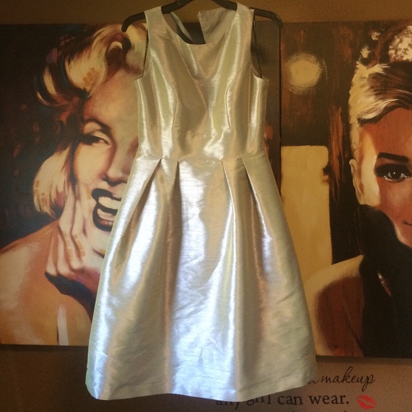 Alfred Sung bridesmaid dress