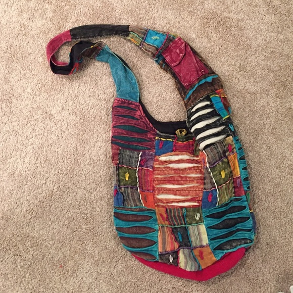 Saddle tote
