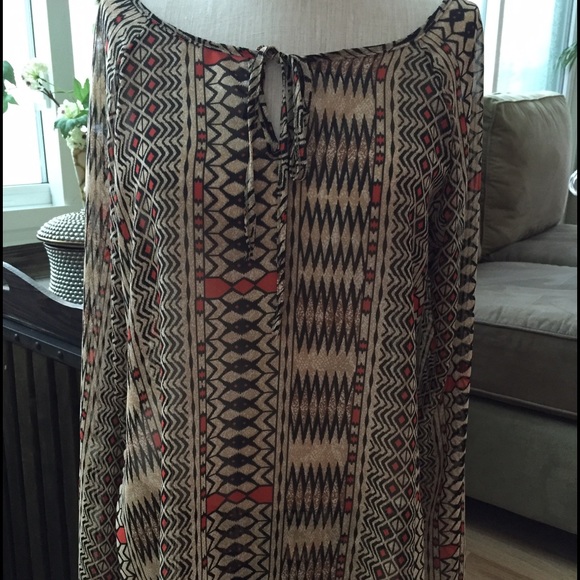 Lightweight Exotic Blouse