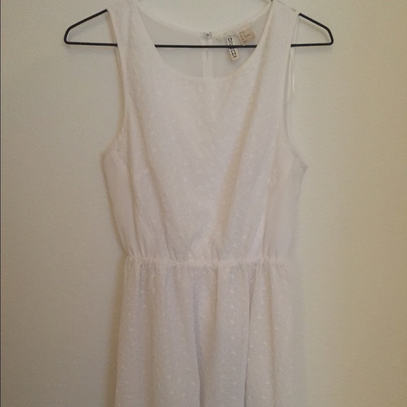 H&M WHITE FLORAL DRESS