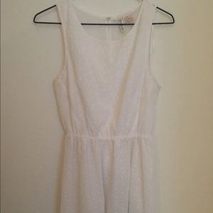 H&M WHITE FLORAL DRESS