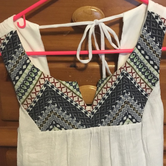 white shift dress - Picture 2 of 2