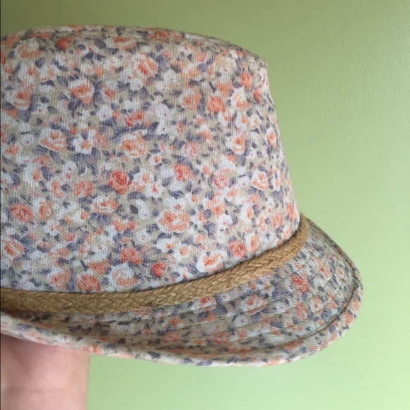 Fedora Flowery Hat - Picture 1 of 4