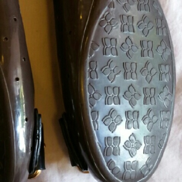 BCBGMaxAzria Jelly sandals  brown  size 7 - Picture 4 of 4