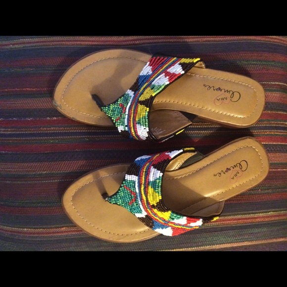 Colorful sandals - Picture 2 of 3