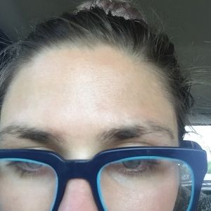 Meet your Posher, Em