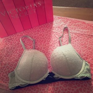 VS Dream Angels Push-Up Bra