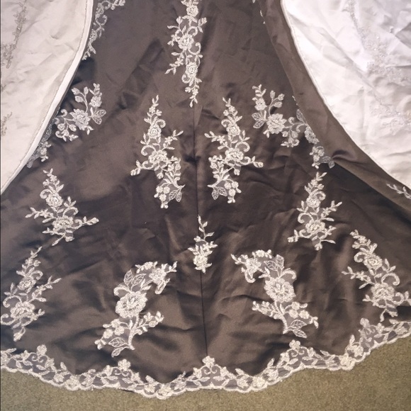 PRICE DROP - Picture 4 of 5