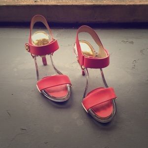 Michael Kors size 8 Clear Base High Heel