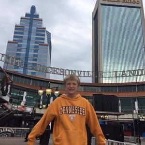 Meet your Posher, Nicholas