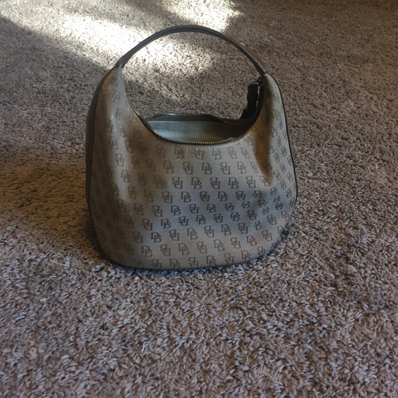 Dooney & Bourke bag