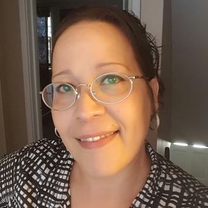 Meet your Posher, Catherine r