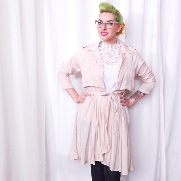 Forever 21 Jackets & Coats - 💙SALE❤️ Blush Spring Trench Forever 21 Jackets & Coats - 💙SALE❤️ Blush Spring Trench