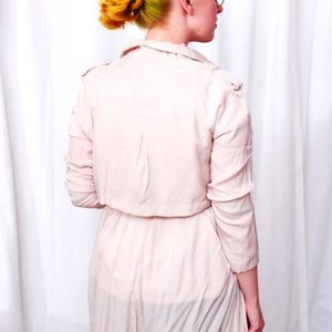Forever 21 Jackets & Coats - 💙SALE❤️ Blush Spring Trench Forever 21 Jackets & Coats - 💙SALE❤️ Blush Spring Trench