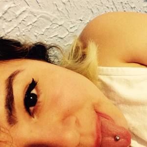 Meet your Posher, Jacqueline