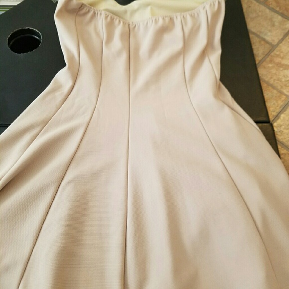 Mini dress - Picture 4 of 4