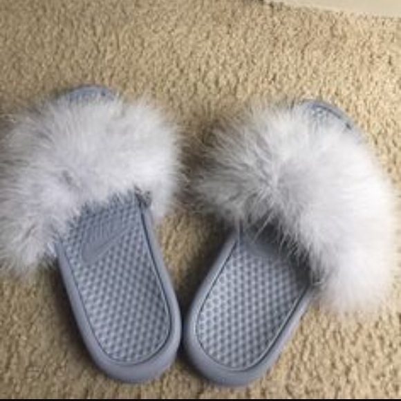 Furry NIKE Slides - Picture 3 of 3