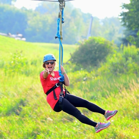 Meet your Posher, Aj