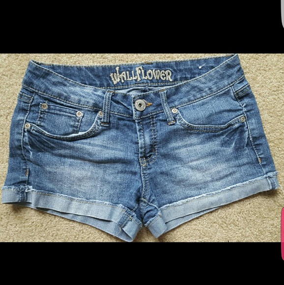 Wallflower Jean Shorts [size 7]
