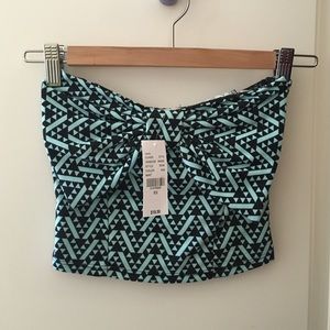 LA HEARTS Bow Crop Top