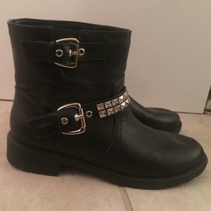 Women's combat boots