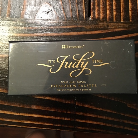 It's Judy Time palette. BH cosmetics. Never used