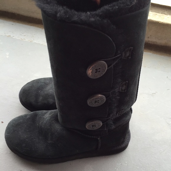 Super comfy High Top UGG Boots size 8
